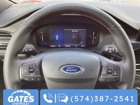 Used 2025 Ford Escape ST-Line image 28