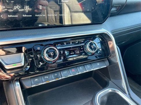 Used 2022 GMC Sierra 1500 Denali image 11