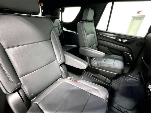 Used 2021 GMC Yukon Denali w/ Denali Premium Package AWD/4WD image 33