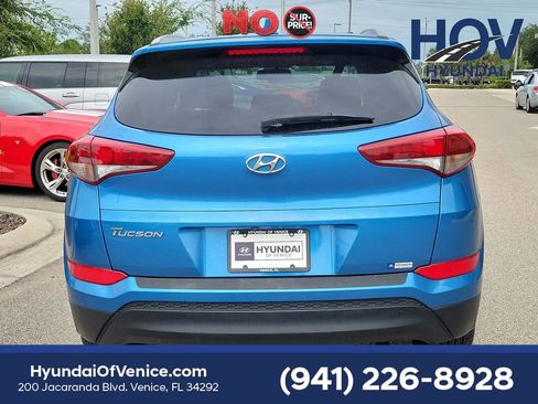 Used 2017 Hyundai Tucson SE Plus w/ Cargo Package FWD image 7