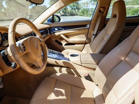 Used 2012 Porsche Panamera image 27