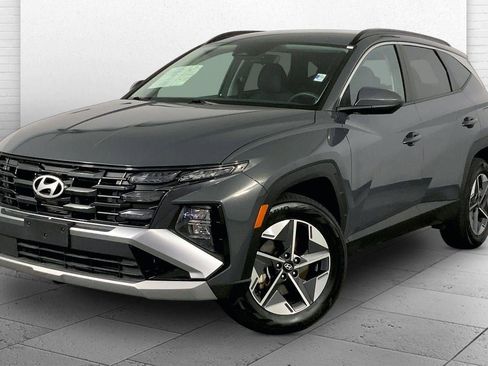 Used 2025 Hyundai Tucson SEL AWD/4WD image 12