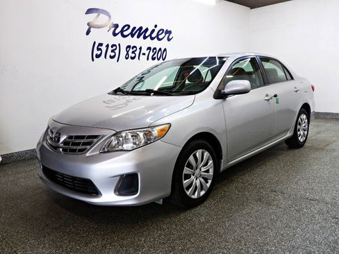 Used 2013 Toyota Corolla LE w/ Preferred Accessory Pkg #2 FWD image 31