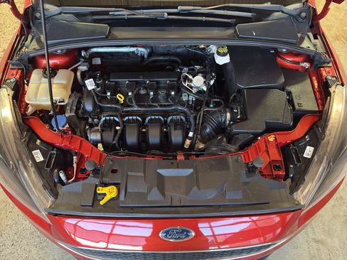 Used 2018 Ford Focus SEL image 30