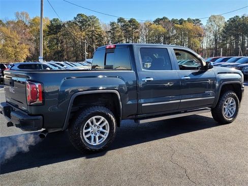 Used 2018 GMC Sierra 1500 Denali w/ Denali Ultimate Package image 3