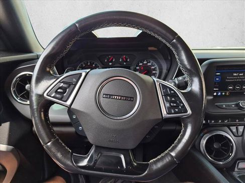 Used 2020 Chevrolet Camaro LT RWD image 10