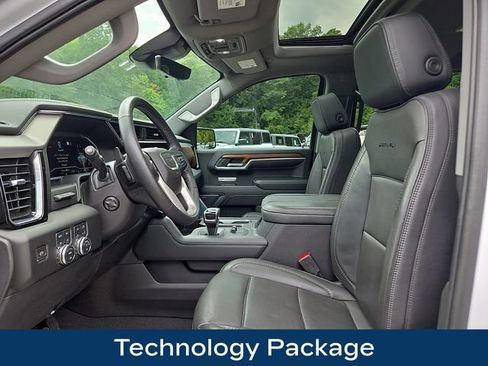 Used 2023 GMC Sierra 1500 Denali w/ Denali Reserve Package AWD/4WD image 2
