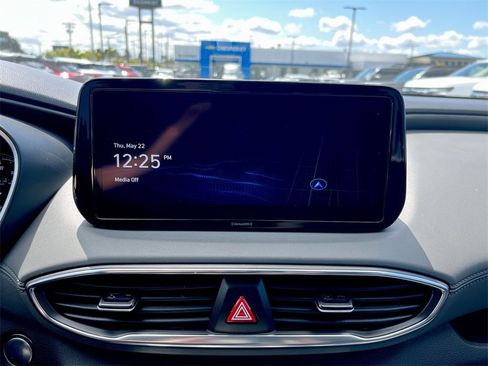 Used 2023 Hyundai Santa Fe SEL image 13