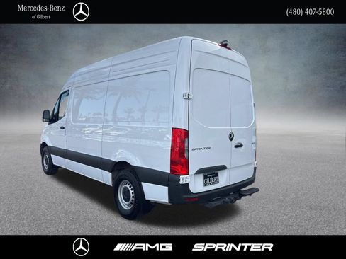 Used 2025 Mercedes-Benz Sprinter 2500 image 3