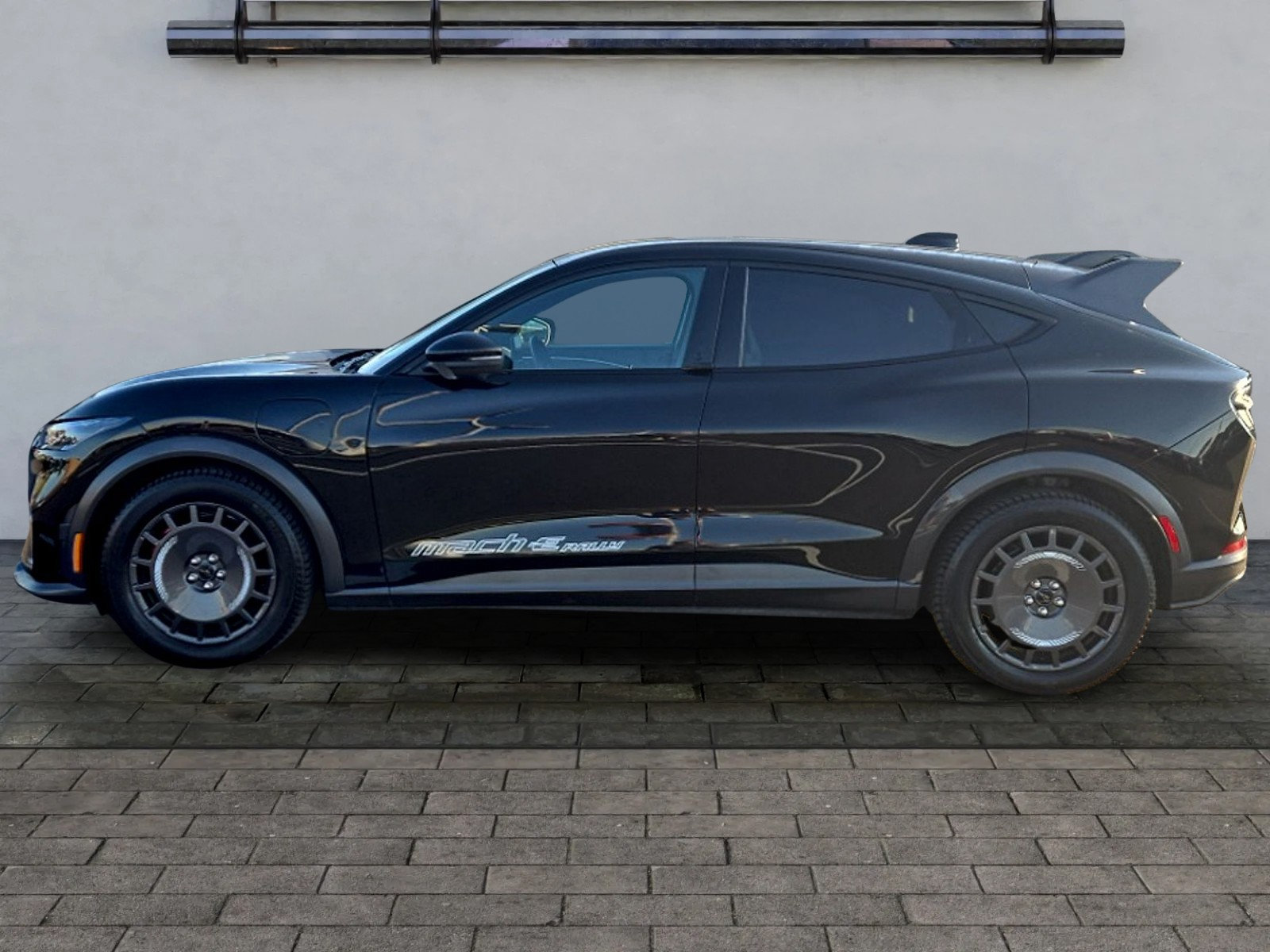 Used 2025 Ford Mustang Mach-E GT AWD/4WD image 6