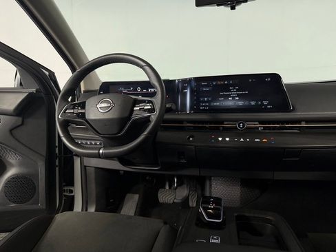 Used 2024 Nissan Ariya FWD image 13