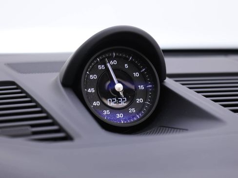 Certified 2023 Porsche 911 Carrera 4S image 17