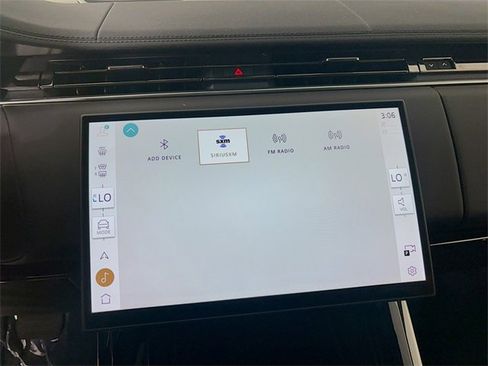 New 2025 Land Rover Range Rover Sport SE image 15