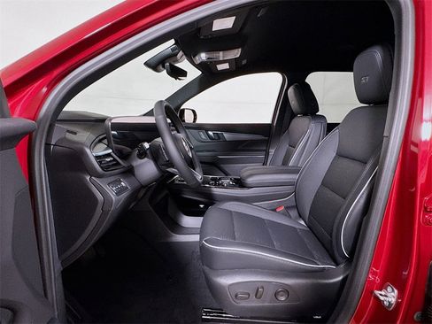 New 2026 Buick Enclave Sport Touring w/ Power Package image 12