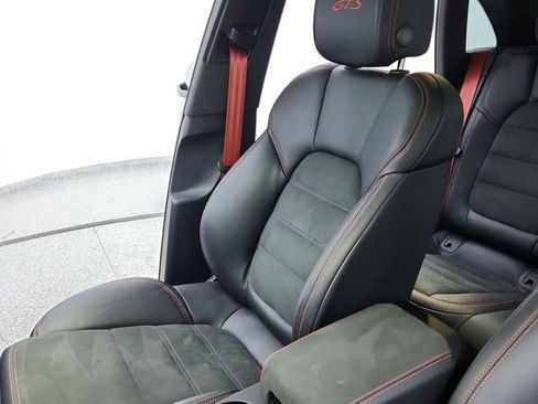Used 2025 Porsche Macan GTS image 22