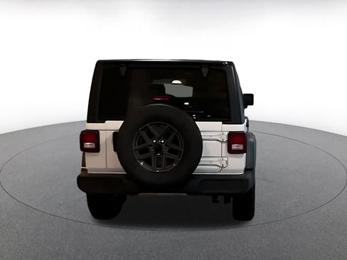 Used 2025 Jeep Wrangler Unlimited Sport AWD/4WD image 11