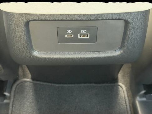 Used 2023 Nissan Pathfinder SL w/ Lighting Package (N92) image 33