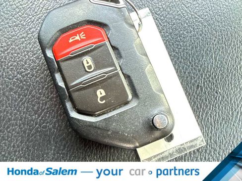 Used 2020 Jeep Gladiator Mojave image 21