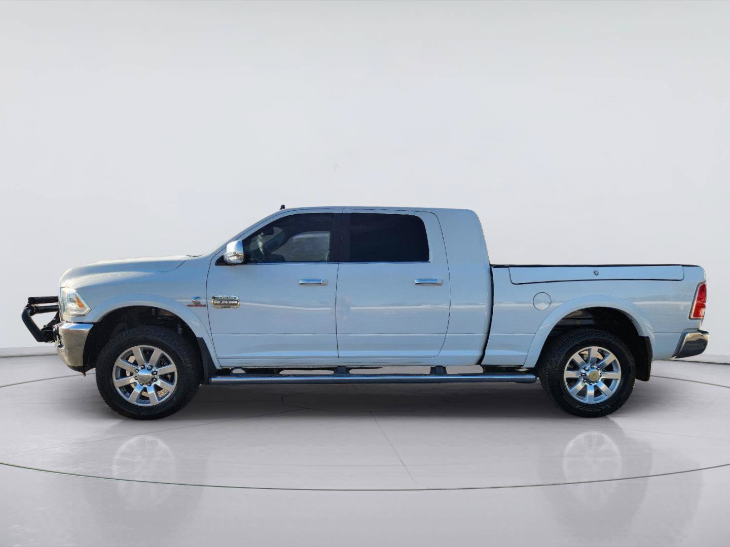 Used 2017 RAM 2500 Longhorn w/ Convenience Group AWD/4WD image 4