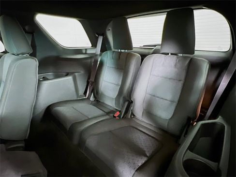 Used 2014 Ford Explorer XLT image 29