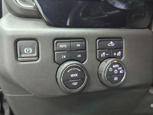 Used 2023 Chevrolet Silverado 1500 LT Trail Boss AWD/4WD image 11