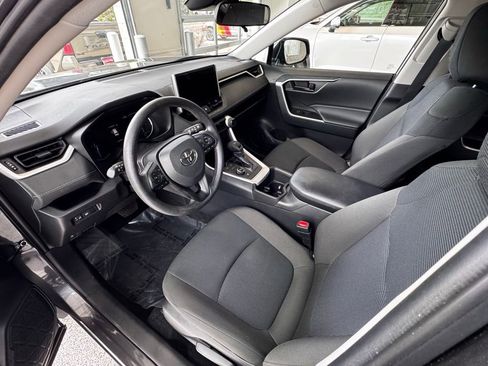 Certified 2025 Toyota RAV4 LE image 20