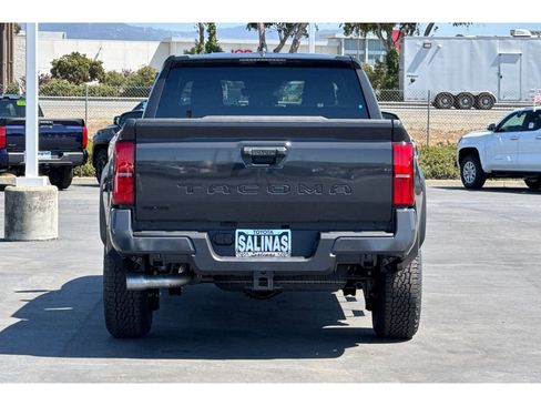New 2025 Toyota Tacoma TRD Off-Road image 5