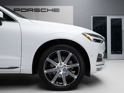 Used 2020 Volvo XC60 T5 Inscription FWD image 11