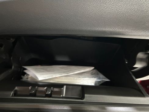 Used 2022 Mitsubishi Outlander Sport ES FWD image 28