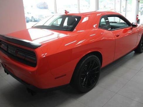 Used 2022 Dodge Challenger R/T Scat Pack w/ Driver Convenience Group RWD image 14