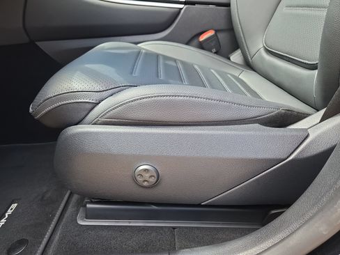 New 2026 Mercedes-Benz GLC 300 image 17