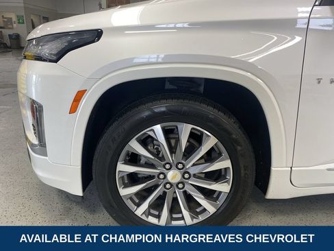Used 2023 Chevrolet Traverse Premier w/ LPO, Floor Liner Package AWD/4WD image 41