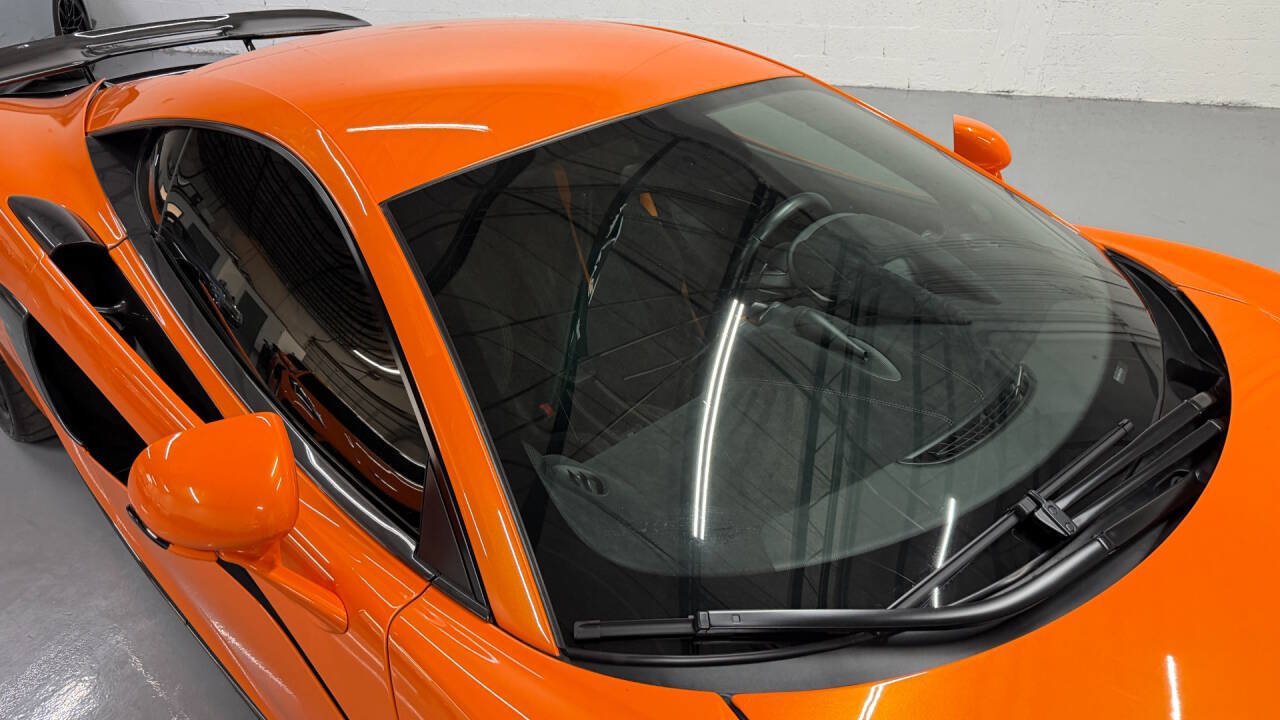 Used 2017 McLaren 570S Coupe RWD image 4