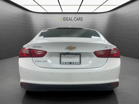 Used 2025 Chevrolet Malibu LT FWD image 4