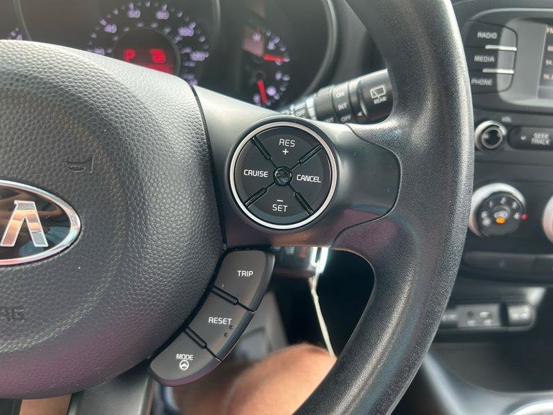 Used 2016 Kia Soul + FWD image 20