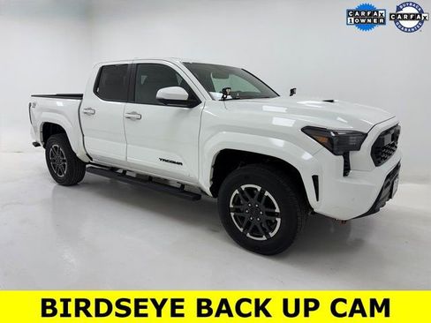 Used 2025 Toyota Tacoma TRD Sport w/ TRD Sport Premium Package image 1