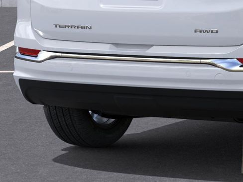 New 2024 GMC Terrain Denali image 14