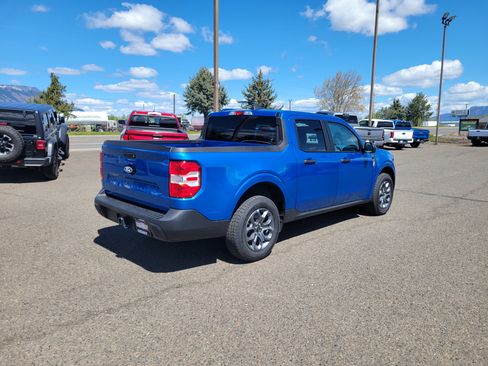 Used 2025 Ford Maverick XLT w/ Equipment Group 301A AWD/4WD image 3
