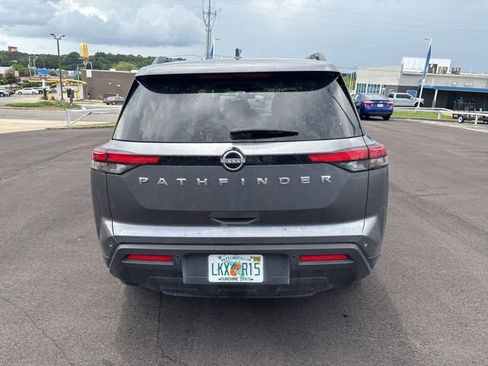 Used 2025 Nissan Pathfinder SV FWD image 6