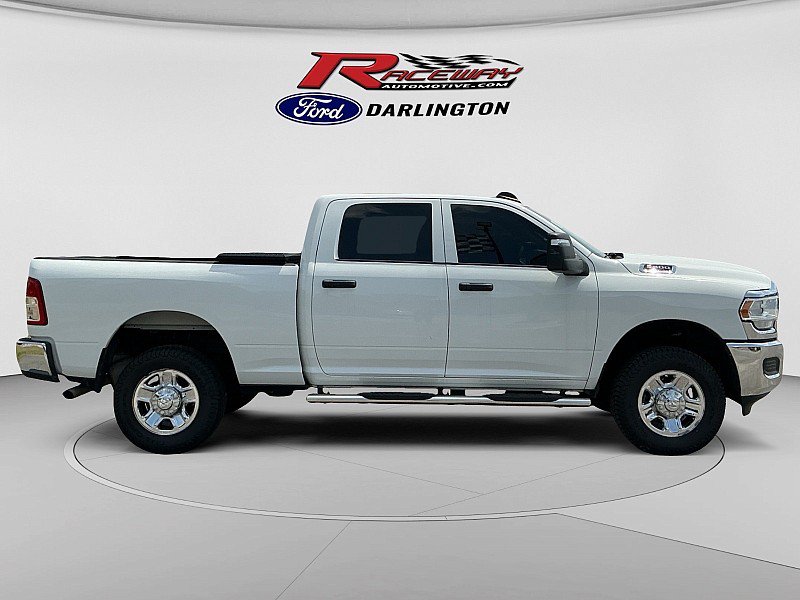 Used 2024 RAM 2500 Tradesman w/ Chrome Appearance Group AWD/4WD image 6