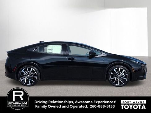 New 2026 Toyota Prius Plug-In Hybrid image 4