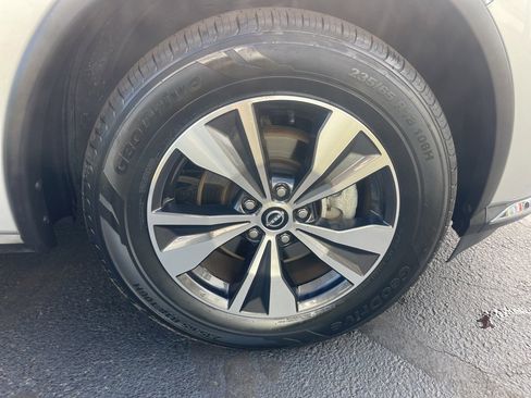 Certified 2023 Nissan Murano SV image 28