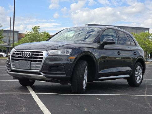 Used 2018 Audi Q5 2.0T Premium AWD/4WD image 11