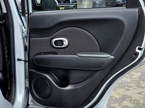 Used 2015 Kia Soul image 24