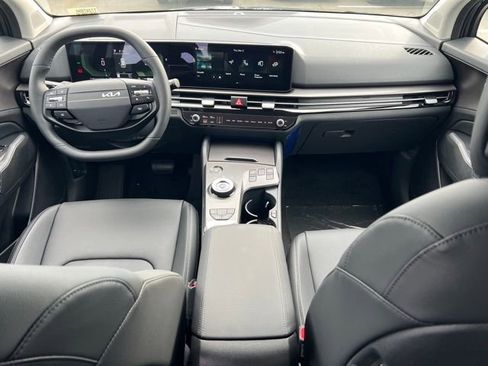 New 2026 Kia Sportage EX AWD/4WD image 12