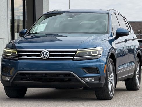 Used 2018 Volkswagen Tiguan SEL Premium image 5