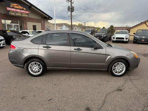 Used 2009 Ford Focus SE image 9