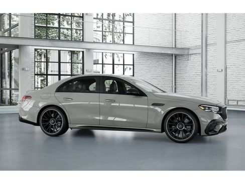 New 2026 Mercedes-Benz E 53 AMG e 4MATIC Sedan image 14