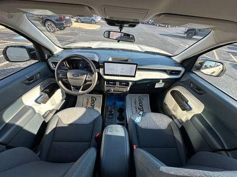 New 2025 Ford Maverick XLT w/ XLT Luxury Package image 5