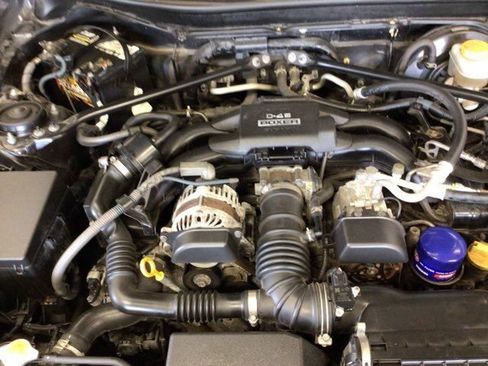 Used 2017 Toyota 86 RWD image 23